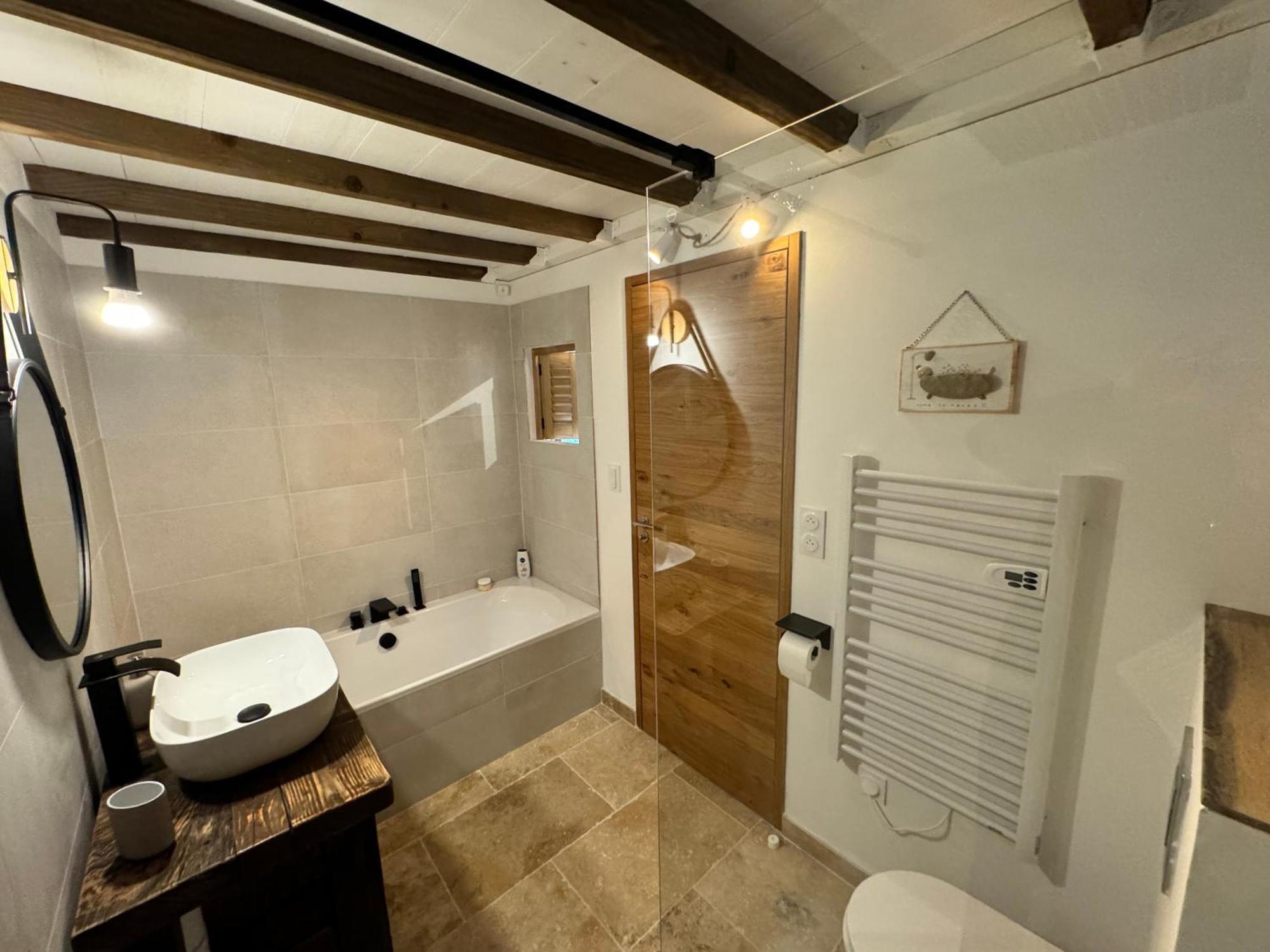 Mas Campau Bed & Breakfast Fontvieille Exterior photo